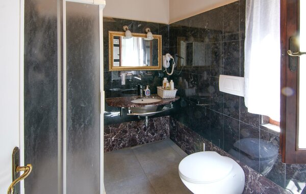 Semesterhus - Serravalle Pistoiese , Italien - ITT017 702