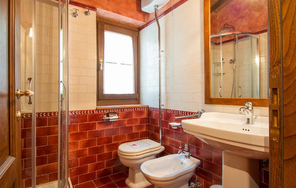 Semesterhus - Serravalle Pistoiese , Italien - ITT240 701
