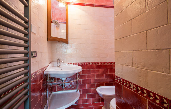 Semesterhus - Serravalle Pistoiese , Italien - ITT240 703