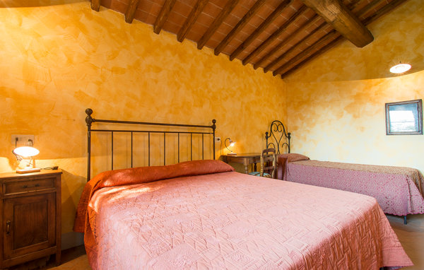 Semesterhus - Serravalle Pistoiese , Italien - ITT240 604