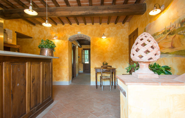 Semesterhus - Serravalle Pistoiese , Italien - ITT240 501