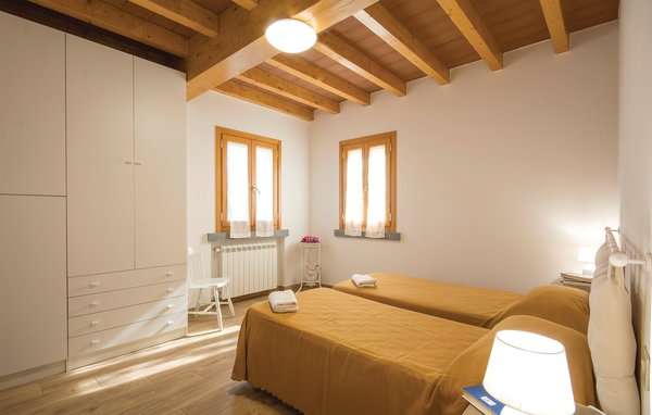 Vakantiehuis - Montecatini , Italië - ITT249 602