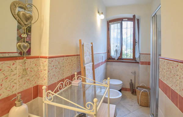 Domy wakacyjne - Pietrasanta , Wlochy - ITV015 701