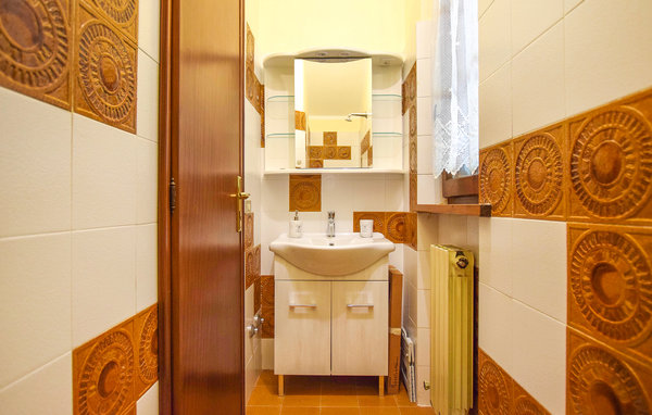 Holiday Home - Camaiore , Italy - ITV021 703