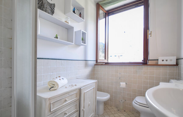 Apartment - Camaiore , Italy - ITV040 702