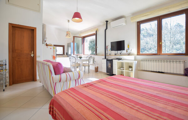 Apartment - Camaiore , Italy - ITV040 301