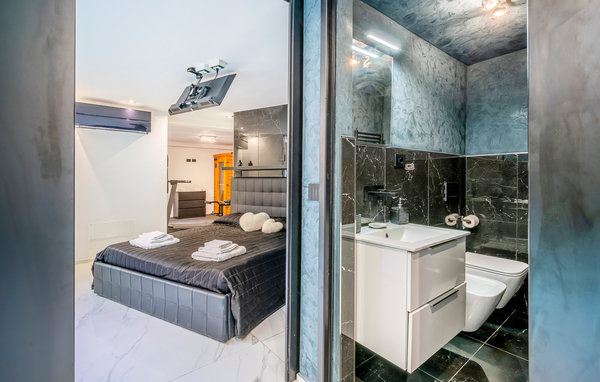 Ferienwohnung - Lido di Camaiore , Italien - ITV056 702