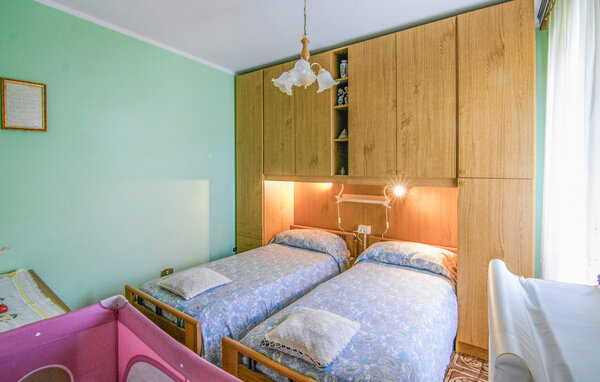 Holiday Home - Azzano , Italy - ITV872 602