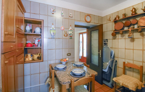 Holiday Home - Azzano , Italy - ITV872 402