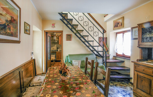 Holiday Home - Azzano , Italy - ITV872 302