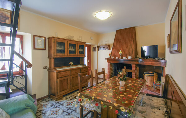 Holiday Home - Azzano , Italy - ITV872 303