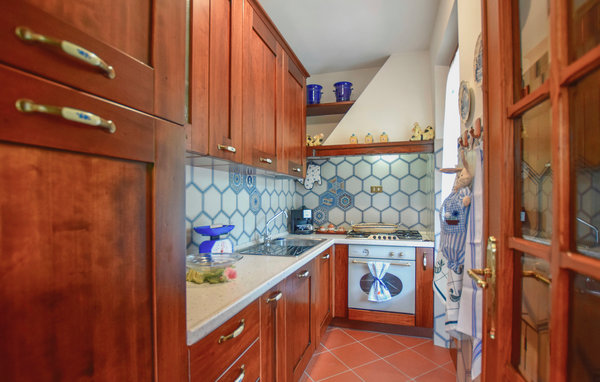 Holiday Home - Camaiore , Italy - ITV924 401