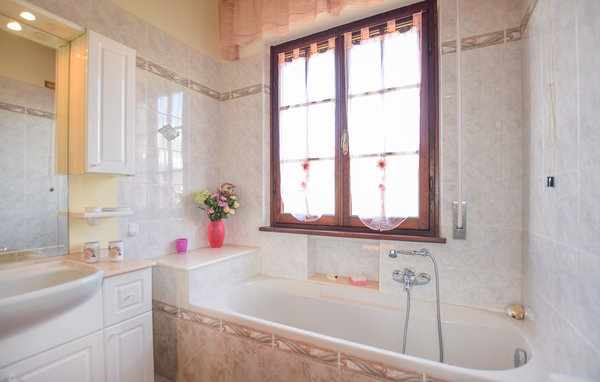 Ferienwohnung - Capezzano Pianore , Italien - ITV978 701