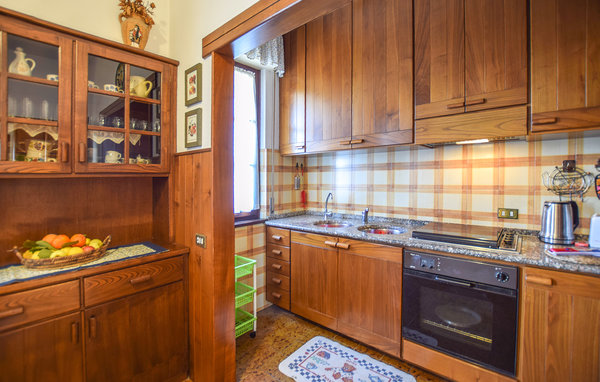 Ferienwohnung - Capezzano Pianore , Italien - ITV978 402