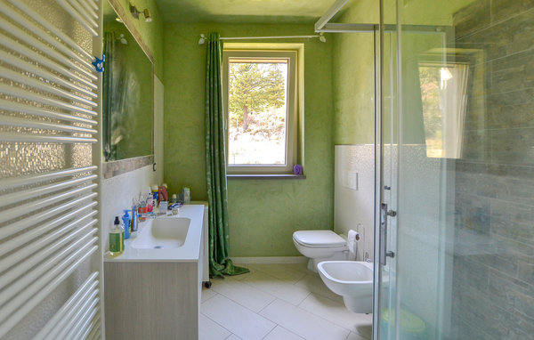 Apartment - Monte S.Maria Tiberina , Italy - IUN005 702