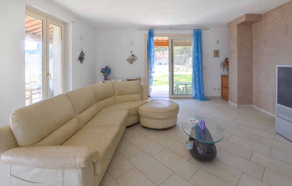 Apartment - Monte S.Maria Tiberina , Italy - IUN005 302