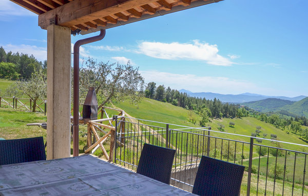 Apartment - Monte S.Maria Tiberina , Italy - IUN005 102