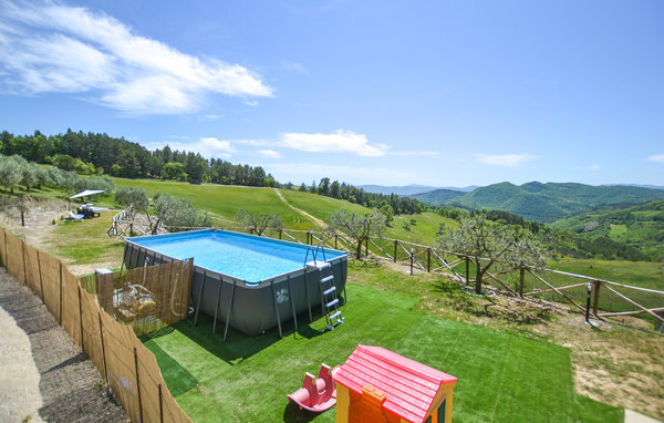 Apartment - Monte S.Maria Tiberina , Italy - IUN005 7