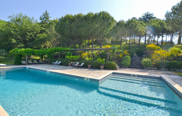 Semesterhus - Monte Santa Maria Tiberina , Italien - IUN023 2