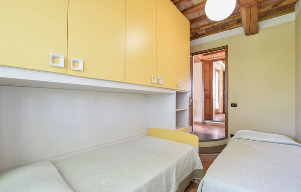 Holiday Home - Monte Santa Maria Tiberina , Italy - IUN027 607