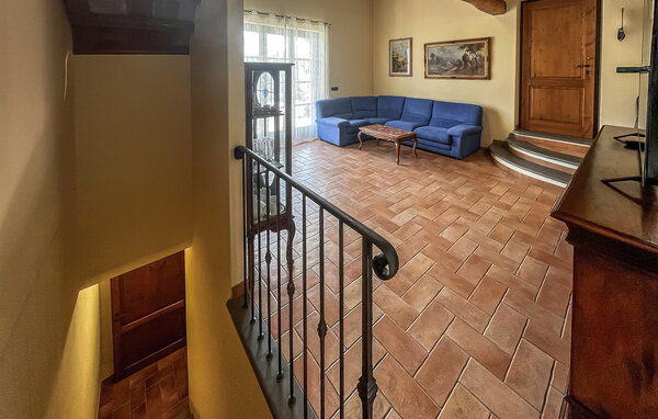 Holiday Home - Monte Santa Maria Tiberina , Italy - IUN027 302