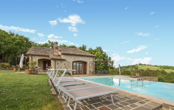 Holiday Home - Monte Santa Maria Tiberina , Italy - IUN027 12