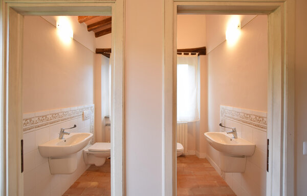 Holiday Home - Monte Santa Maria Tiberina , Italy - IUN028 703