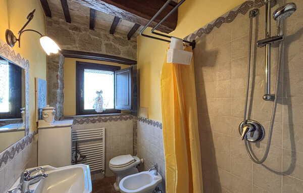 Domy wakacyjne - Montecchio , Wlochy - IUO033 704