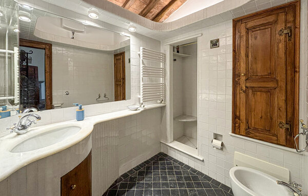 Semesterhus - Allerona , Italien - IUO034 701