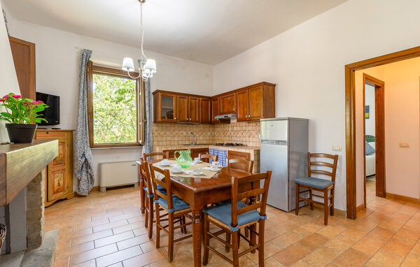 Apartament - Montone , Wlochy - IUP023 302