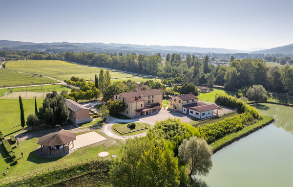 Domy wakacyjne - Montone , Wlochy - IUP024 816