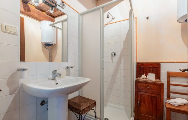 Domy wakacyjne - Montone , Wlochy - IUP024 705