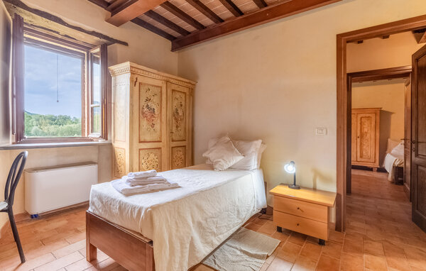 Domy wakacyjne - Montone , Wlochy - IUP024 620