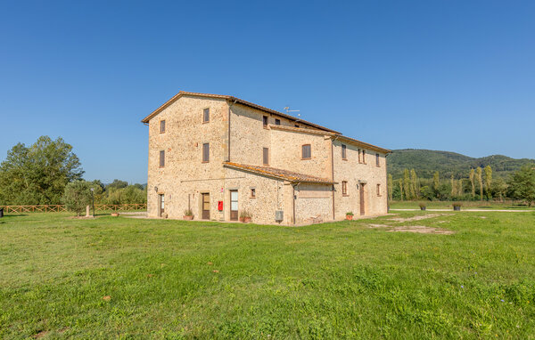 Domy wakacyjne - Montone , Wlochy - IUP024 82