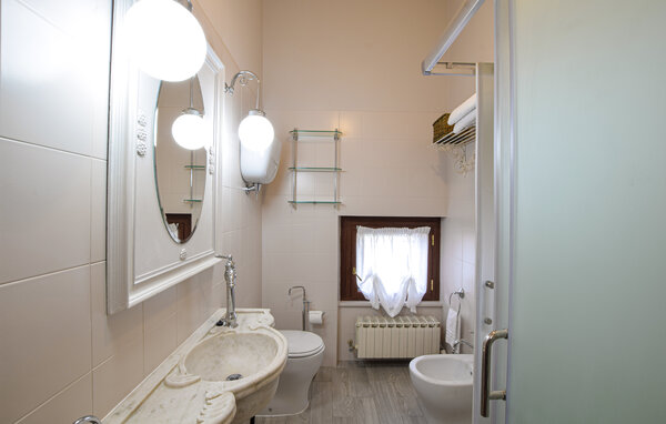 Apartment - Perugia , Italy - IUP033 702