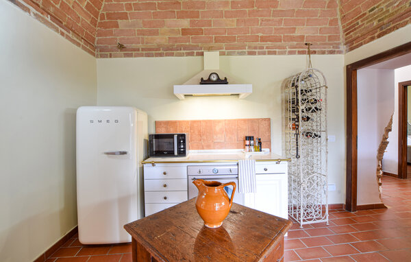 Apartment - Perugia , Italy - IUP033 403