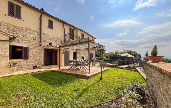 Apartment - Perugia , Italy - IUP033 81