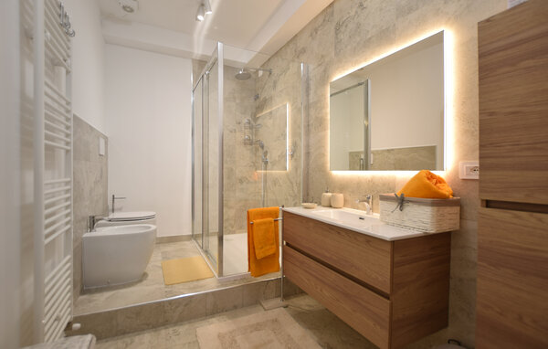 Apartment - Perugia , Italy - IUP043 702
