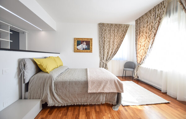 Apartment - Perugia , Italy - IUP043 602