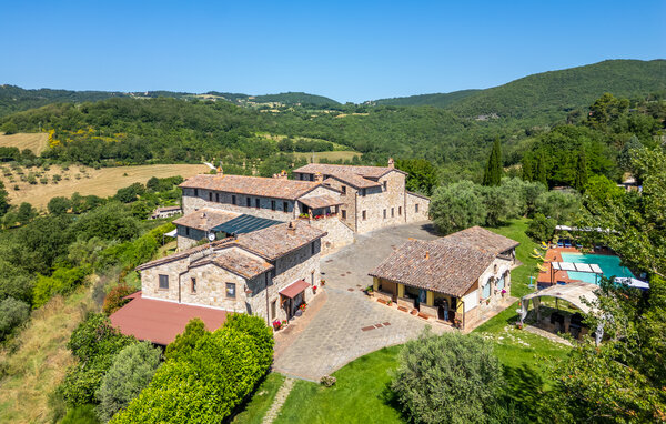 Appartement - Todi , Italië - IUP379 1