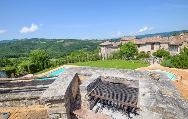 Apartament - Izzalini , Wlochy - IUP560 801