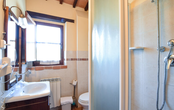 Appartamento - Todi , Italia - IUS009 702