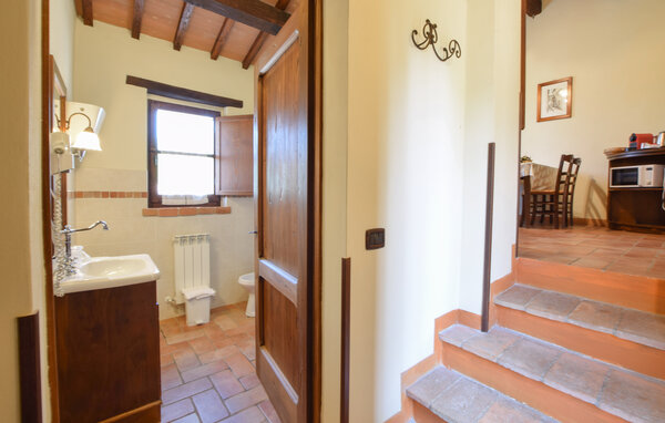 Appartamento - Todi , Italia - IUS009 703