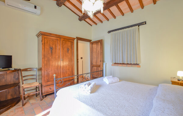 Appartamento - Todi , Italia - IUS009 602