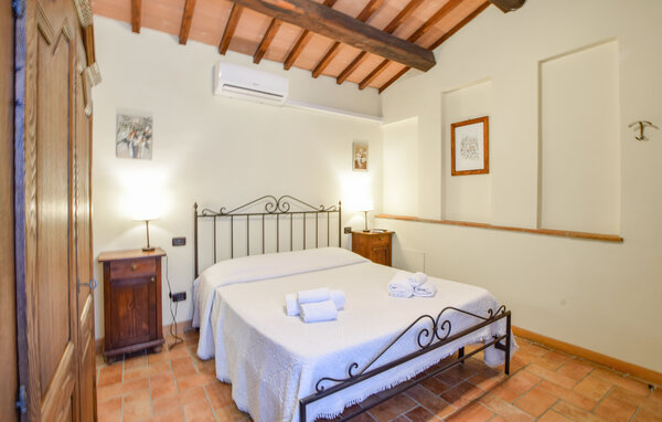 Appartamento - Todi , Italia - IUS009 603