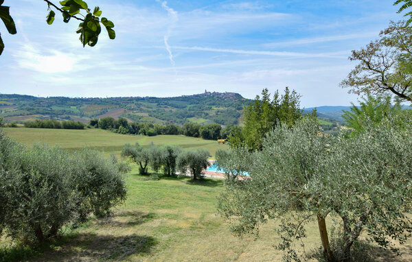 Appartamento - Todi , Italia - IUS009 104
