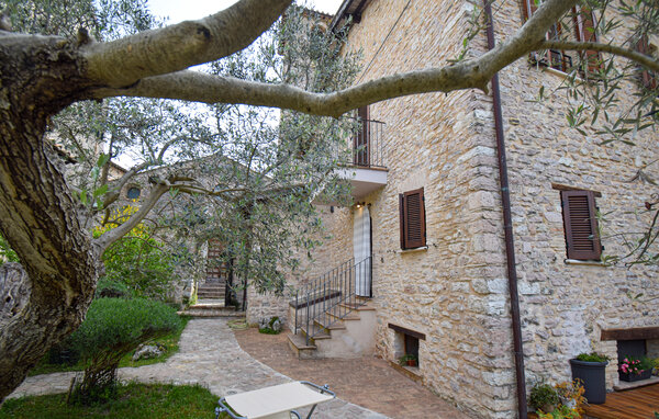 Semesterhus - Spoleto , Italien - IUS014 81
