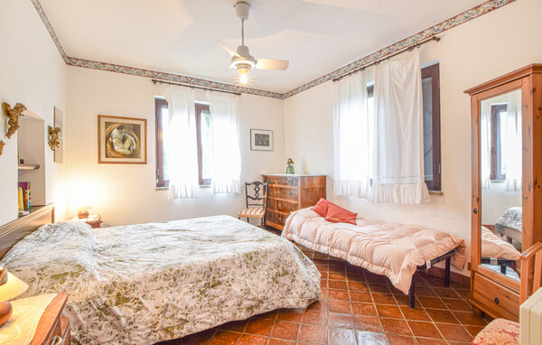 Holiday Home - Calvi Dell'umbria , Italy - IUS015 601