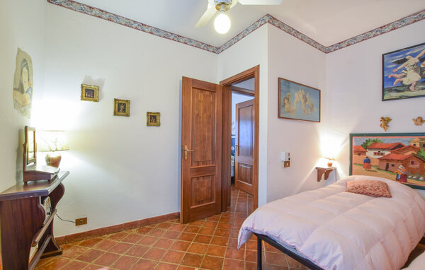 Holiday Home - Calvi Dell'umbria , Italy - IUS015 609