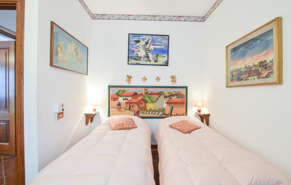 Holiday Home - Calvi Dell'umbria , Italy - IUS015 610